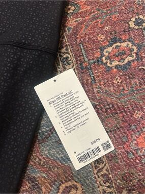Lululemon Black Align HR Pant 25” Tonal Geometric Leggings